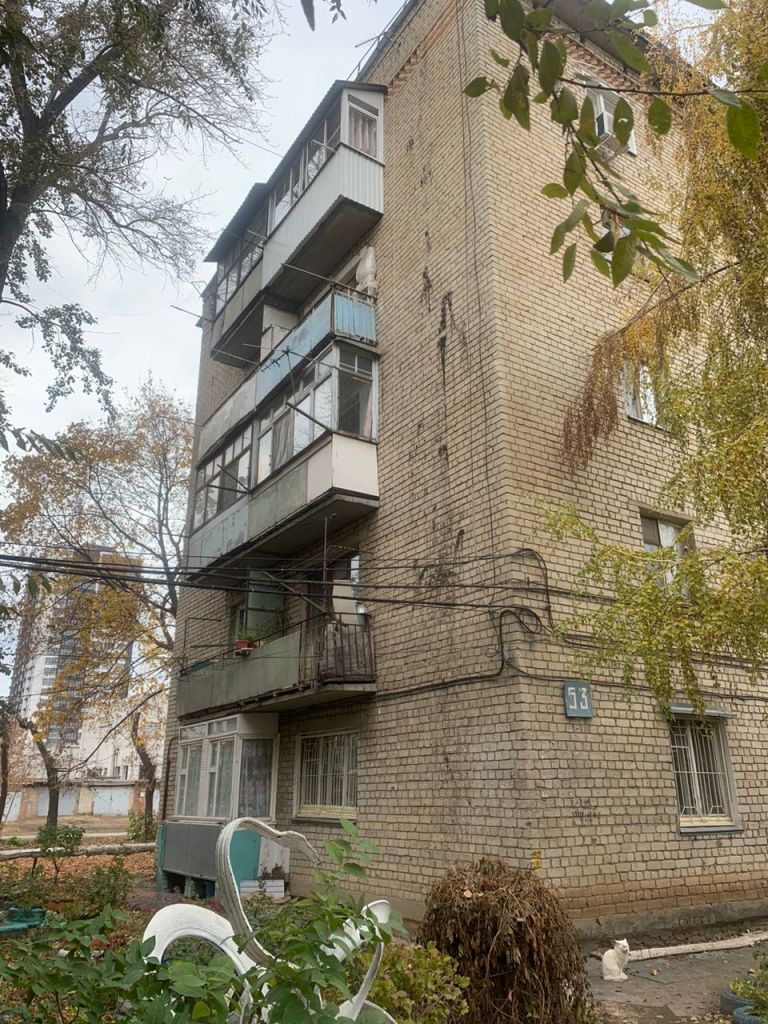 Продажа 2-комнатной квартиры, Энгельс, Ленинградская 2-я ул,  53