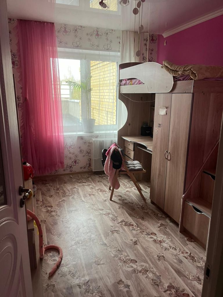 Аренда 3-комнатной квартиры, Вяткино, Прянишникова ул,  1а