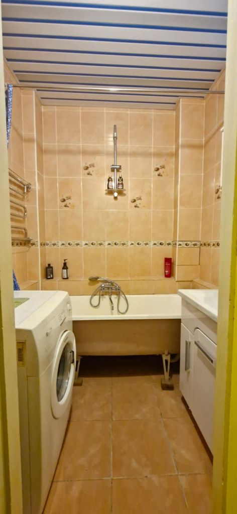 Продажа 3-комнатной квартиры, Нижний Новгород, Страж Революции ул,  29