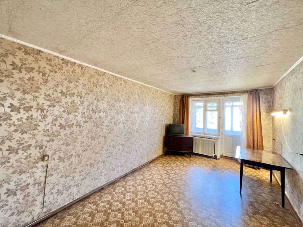 Продажа 3-комнатной квартиры, Кострома, Водяная ул,  95