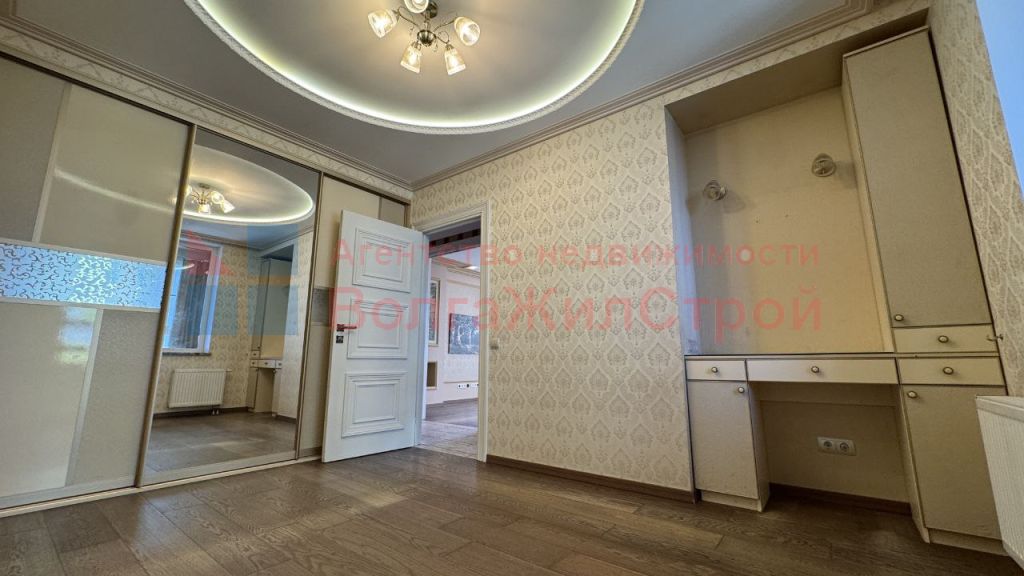 Продажа 3-комнатной квартиры, Нижний Новгород, Родионова ул,  192к3