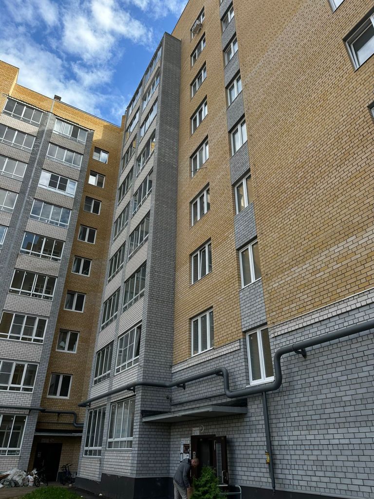 Продажа 3-комнатной квартиры, Тверь, Гусева б-р,  68