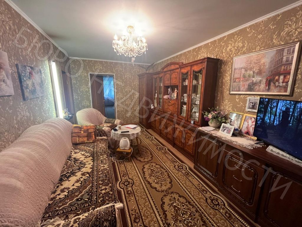 Продажа 3-комнатной квартиры, Балашов, 50 лет ВЛКСМ ул,  21а
