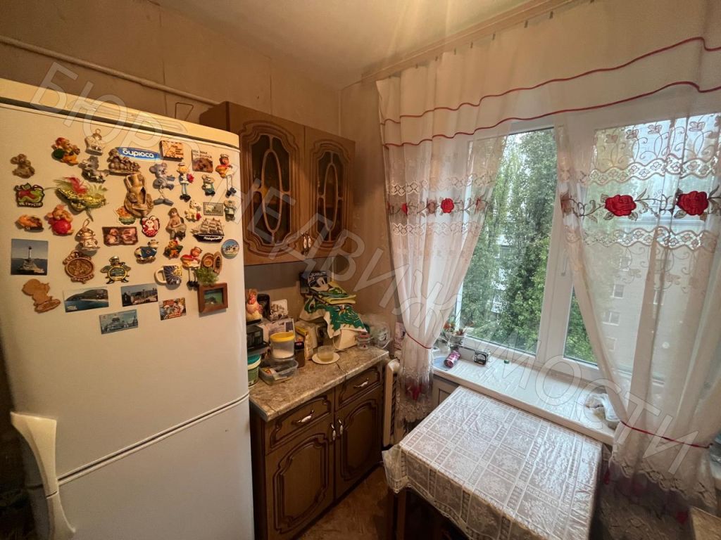 Продажа 3-комнатной квартиры, Балашов, 50 лет ВЛКСМ ул,  21а