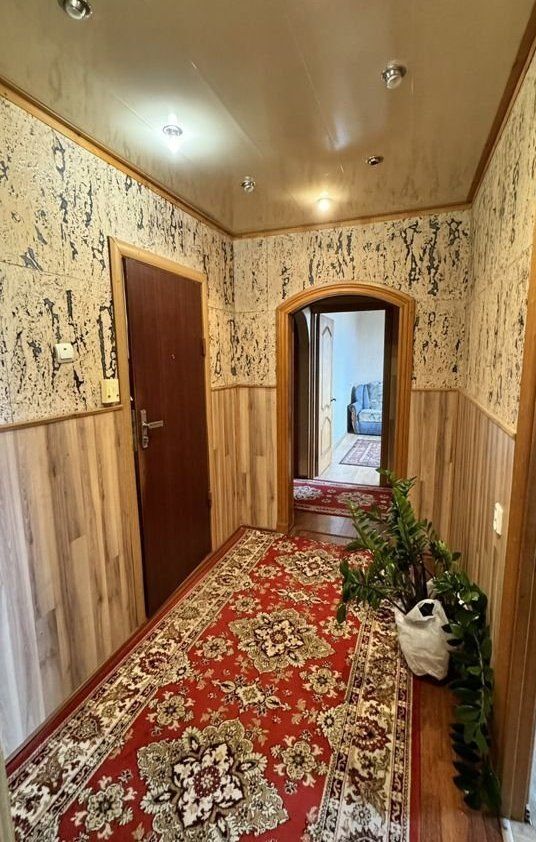 Аренда 4-комнатной квартиры, Старый Оскол, Восточный мкр,  9