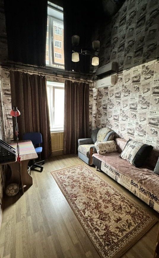 Аренда 4-комнатной квартиры, Старый Оскол, Восточный мкр,  9