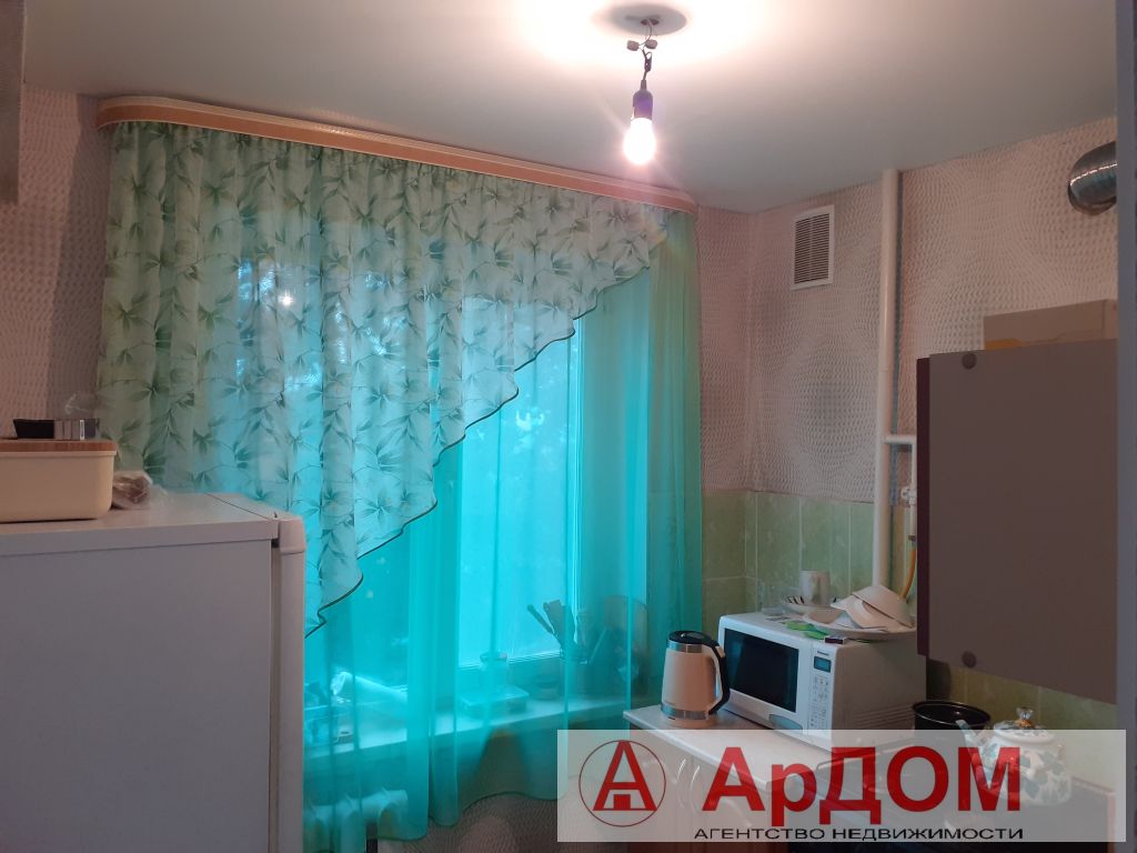 Продажа 4-комнатной квартиры, Донской, Западная ул.,  16