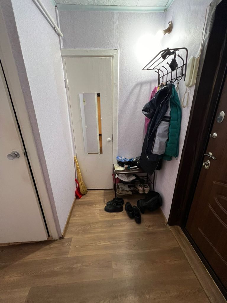 Продажа 1-комнатной квартиры, Смоленск, Строителей пр-кт,  20