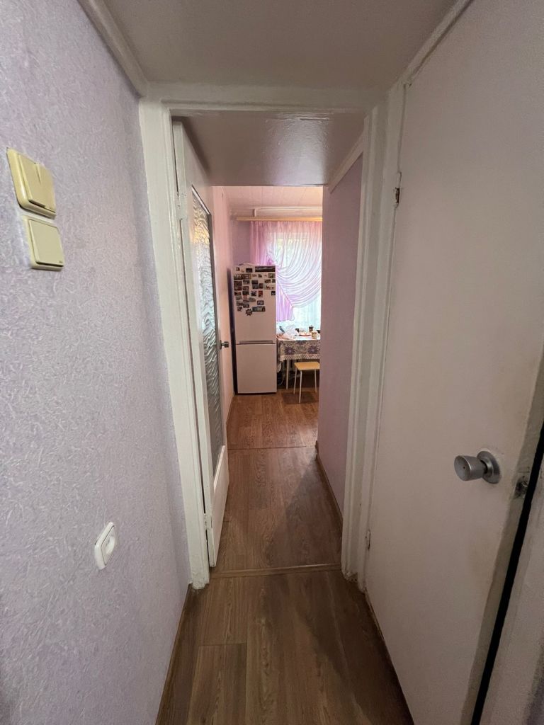 Продажа 1-комнатной квартиры, Смоленск, Строителей пр-кт,  20