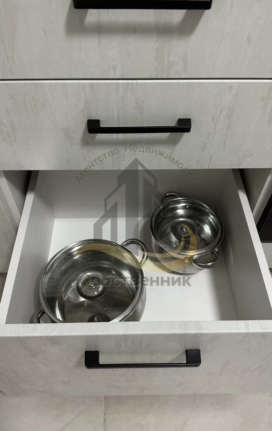 Аренда 1-комнатной квартиры, Старый Оскол, Степной мкр,  33Б