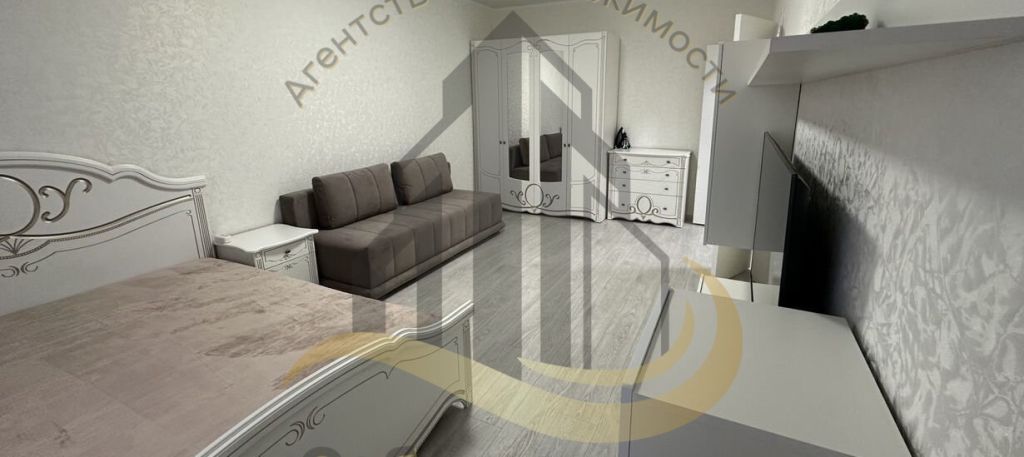 Аренда 1-комнатной квартиры, Старый Оскол, Степной мкр,  33Б