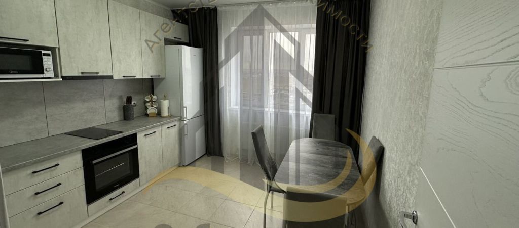 Аренда 1-комнатной квартиры, Старый Оскол, Степной мкр,  33Б