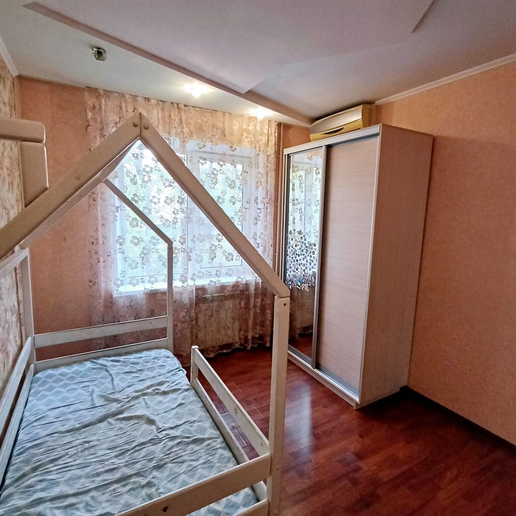 Продажа 3-комнатной квартиры, Ростов-на-Дону, Вятская ул