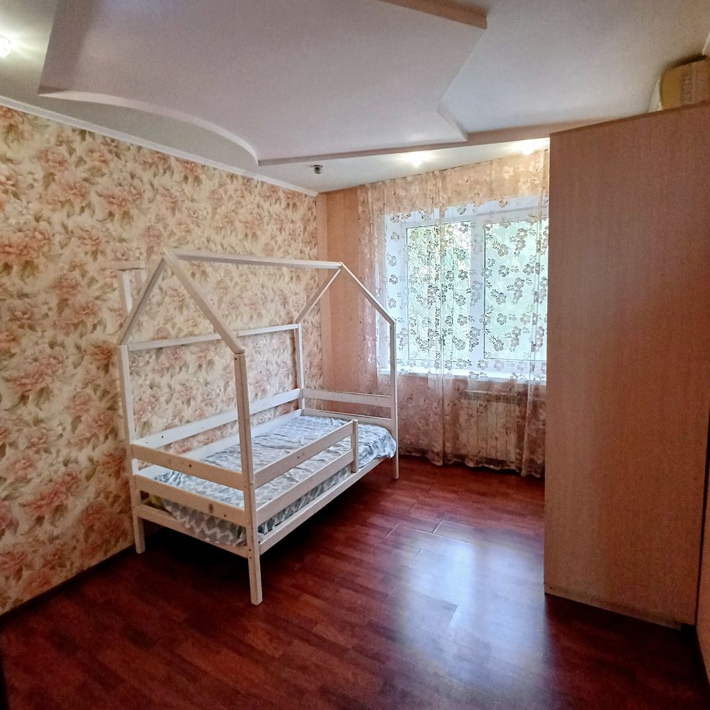 Продажа 3-комнатной квартиры, Ростов-на-Дону, Вятская ул