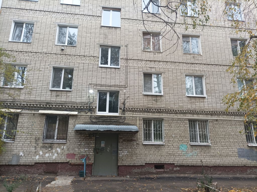 Продажа 3-комнатной квартиры, Саратов, Новокрекингская ул,  37