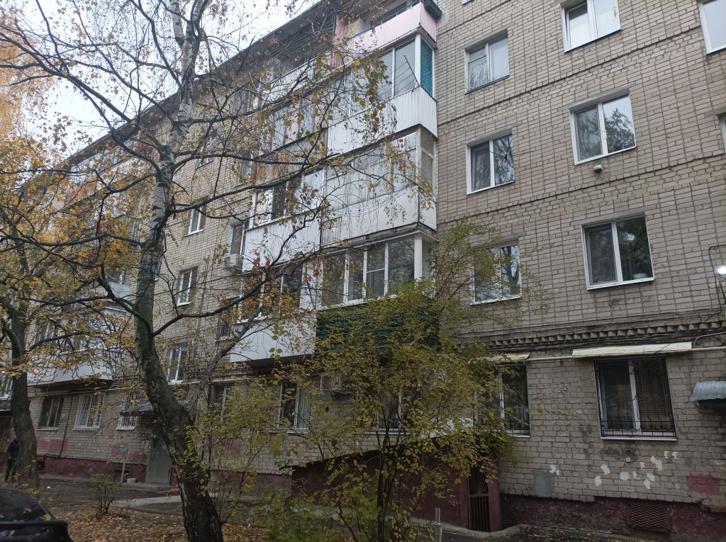 Продажа 3-комнатной квартиры, Саратов, Новокрекингская ул,  37