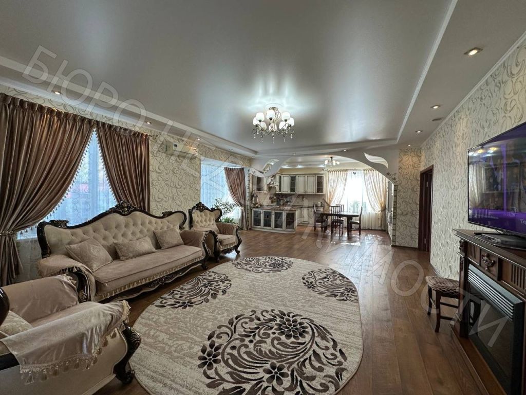 Продажа дома, 302м <sup>2</sup>, 30 сот., Хоперское, Набережная,  19