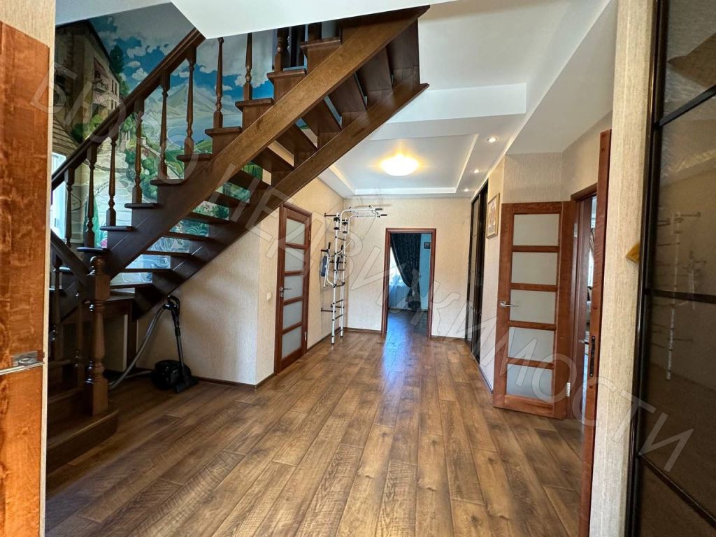 Продажа дома, 302м <sup>2</sup>, 30 сот., Хоперское, Набережная,  19