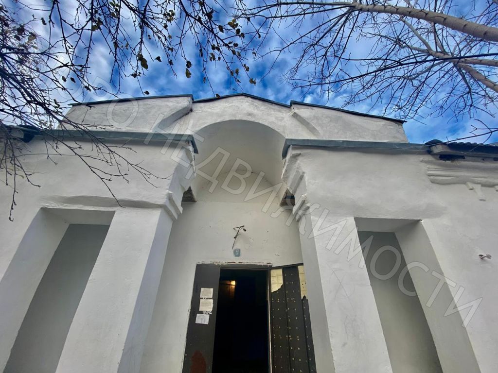 Продажа 2-комнатной квартиры, Пинеровка, Мира,  9