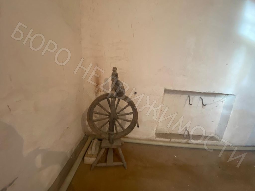 Продажа 2-комнатной квартиры, Пинеровка, Мира,  9