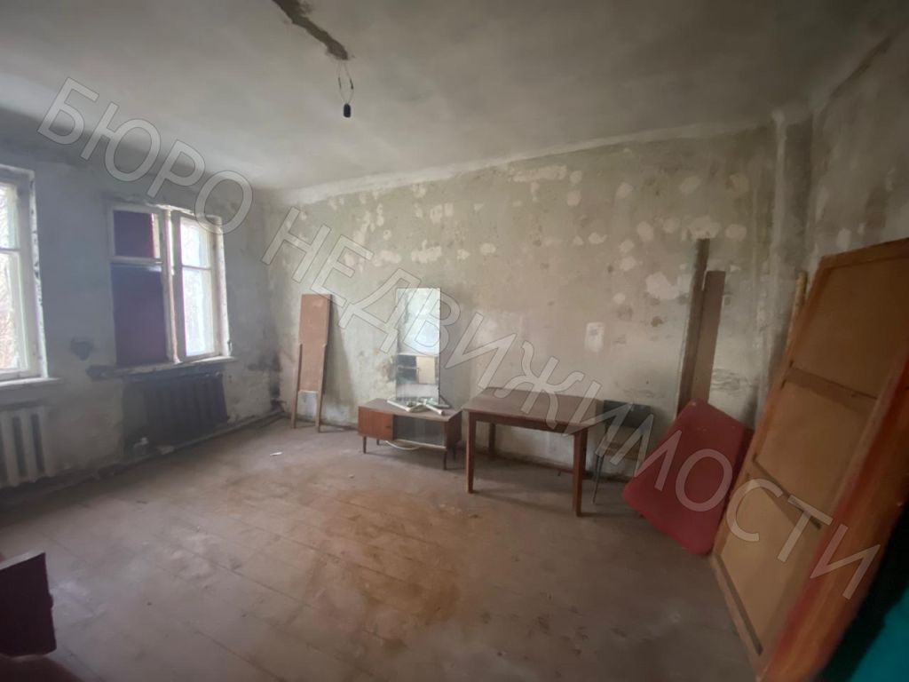 Продажа 2-комнатной квартиры, Пинеровка, Мира,  9