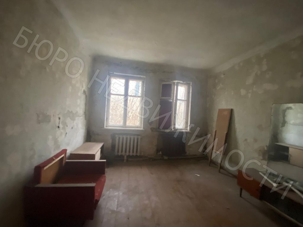 Продажа 2-комнатной квартиры, Пинеровка, Мира,  9