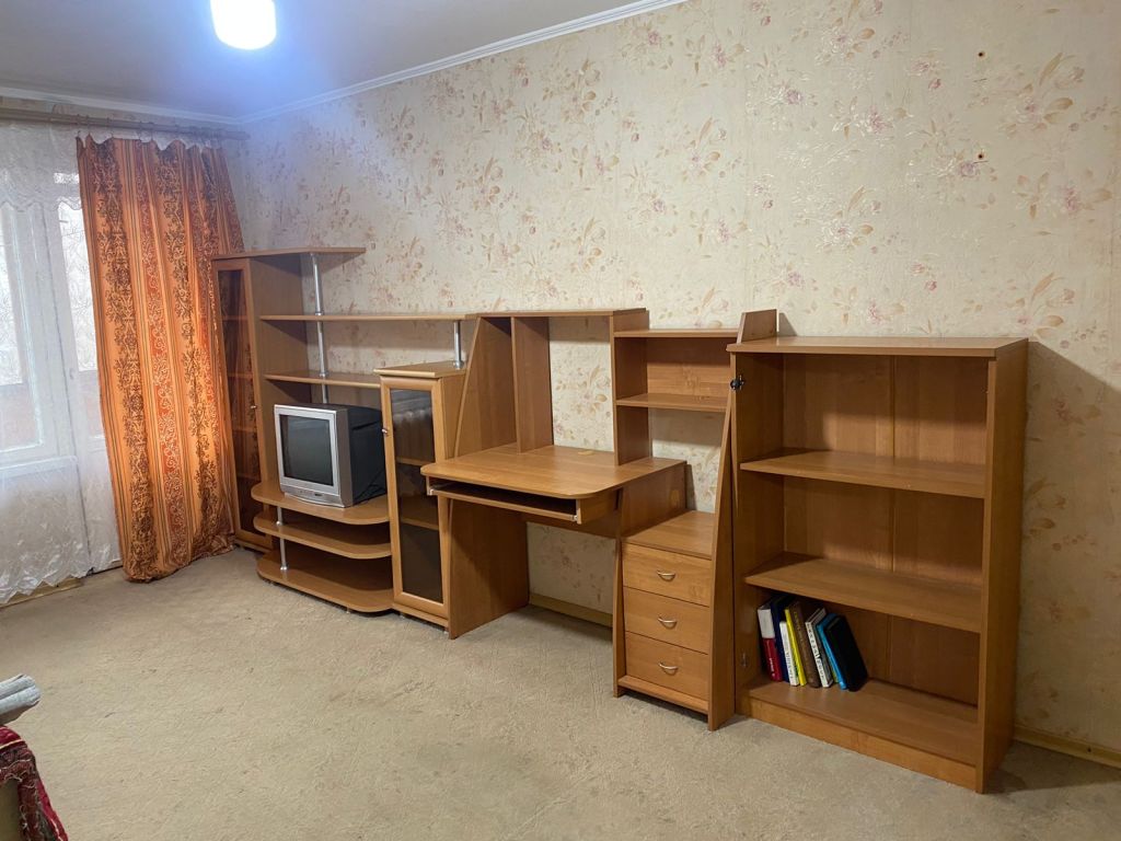 Продажа 2-комнатной квартиры, Москва, Адмирала Макарова ул,  9А