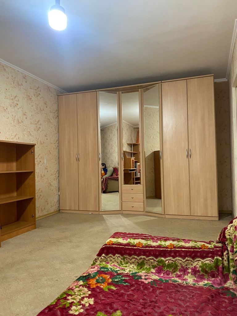 Продажа 2-комнатной квартиры, Москва, Адмирала Макарова ул,  9А