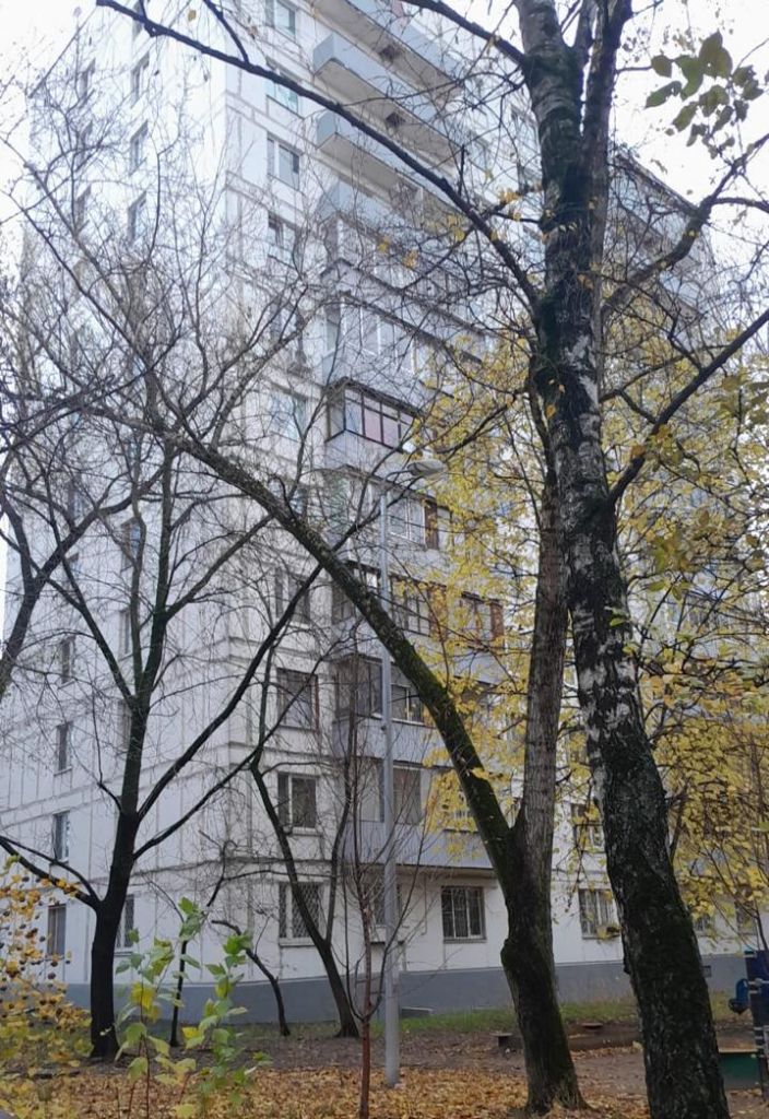 Продажа 2-комнатной квартиры, Москва, Адмирала Макарова ул,  9А