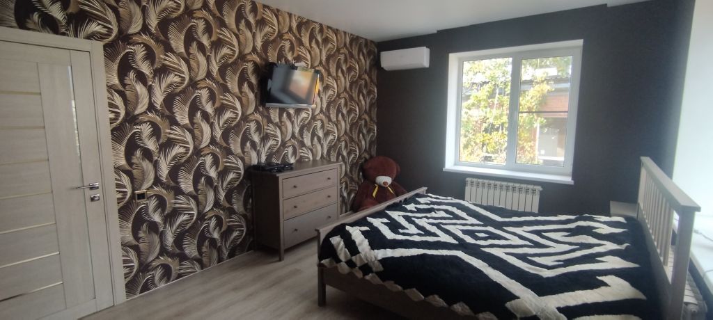 Продажа дома, 180м <sup>2</sup>, 5 сот., Батайск, Кулагина ул