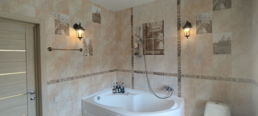 Продажа дома, 180м <sup>2</sup>, 5 сот., Батайск, Кулагина ул