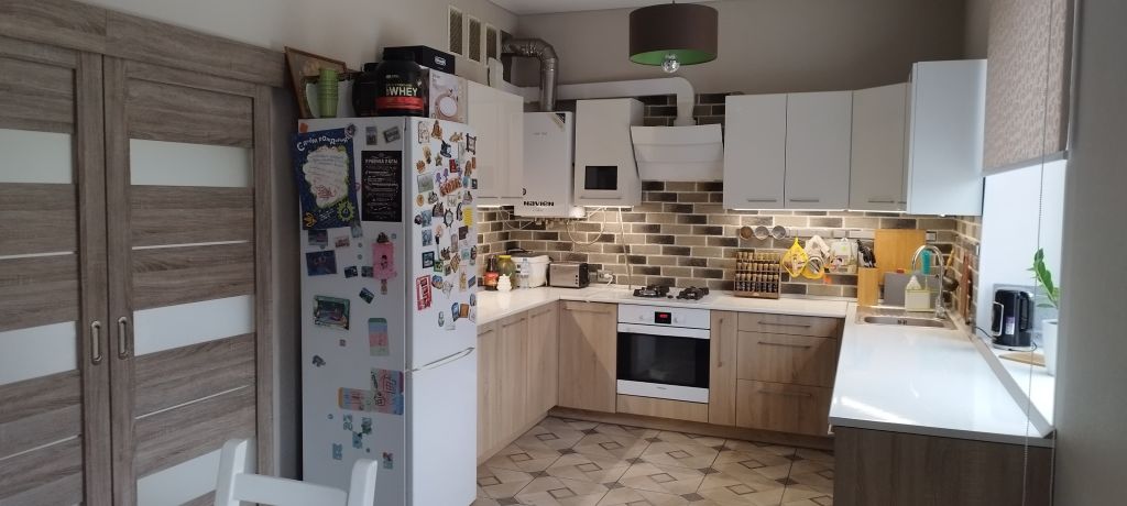 Продажа дома, 180м <sup>2</sup>, 5 сот., Батайск, Кулагина ул