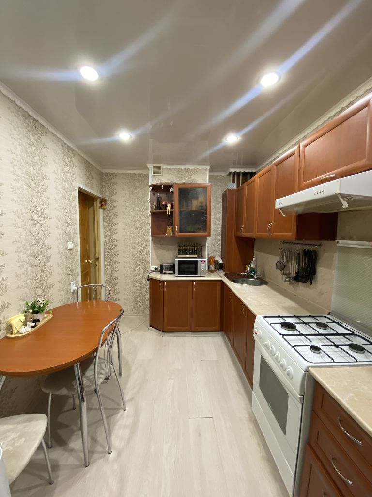 Продажа 3-комнатной квартиры, Кострома, Давыдовский-2 мкр,  69