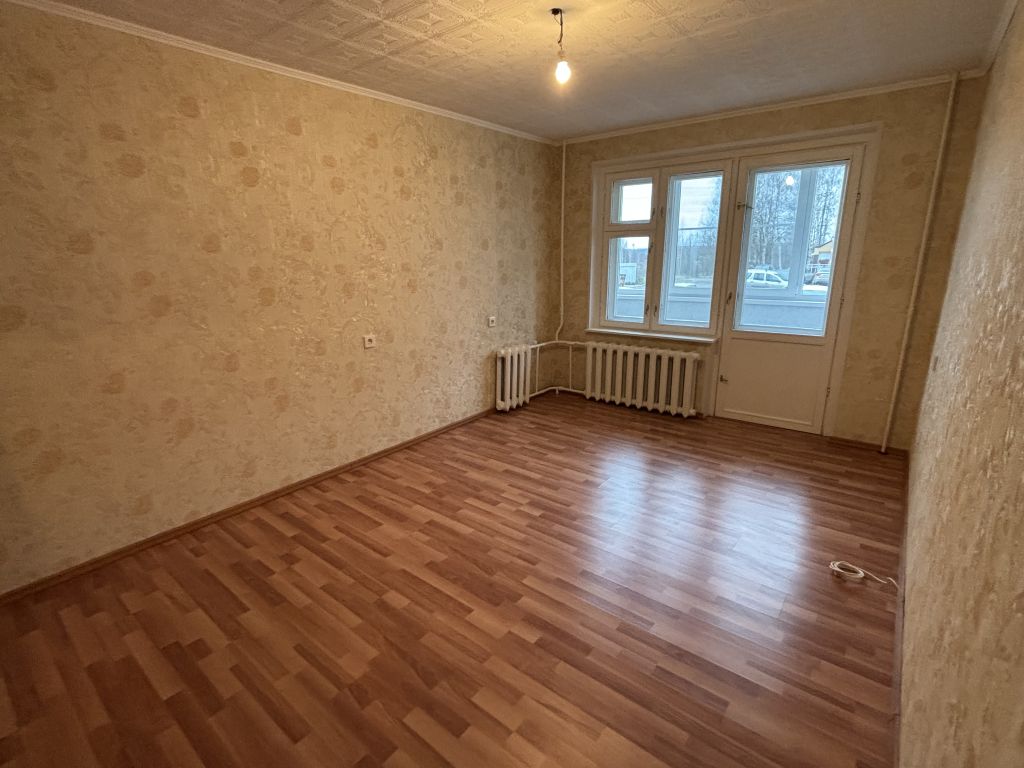 Продажа 1-комнатной квартиры, Кострома, Рябиновый проезд,  18