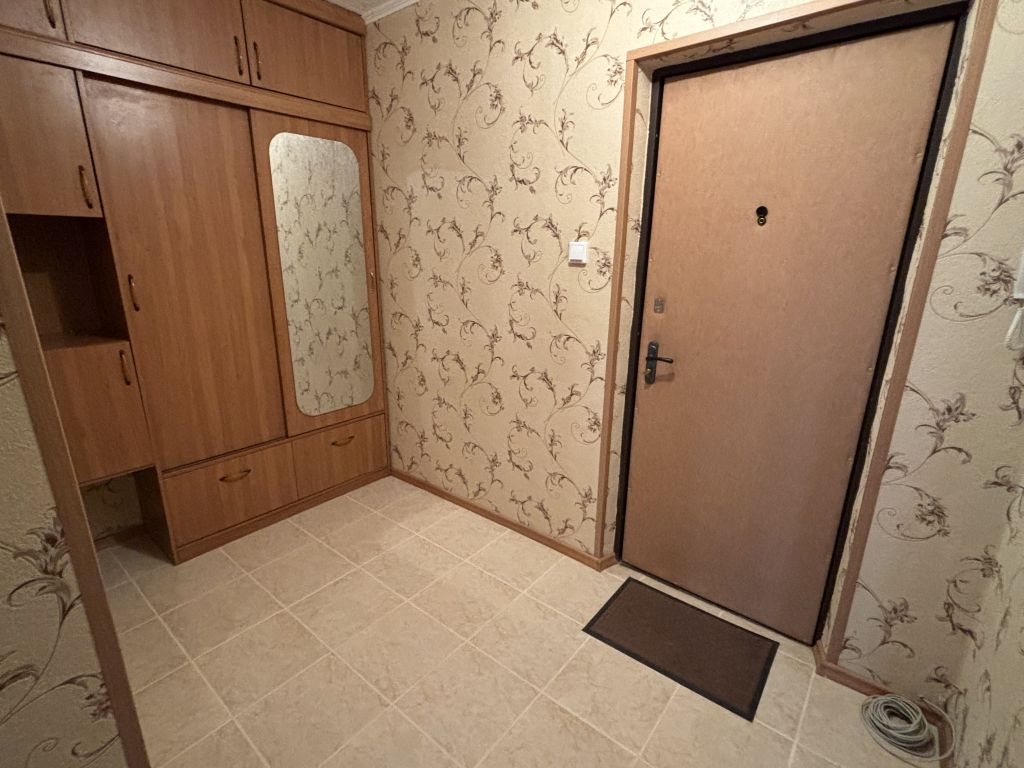 Продажа 1-комнатной квартиры, Кострома, Рябиновый проезд,  18