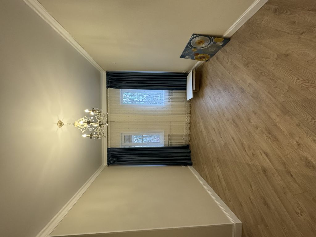 Продажа 3-комнатной квартиры, Пятигорск, Комарова ул,  6