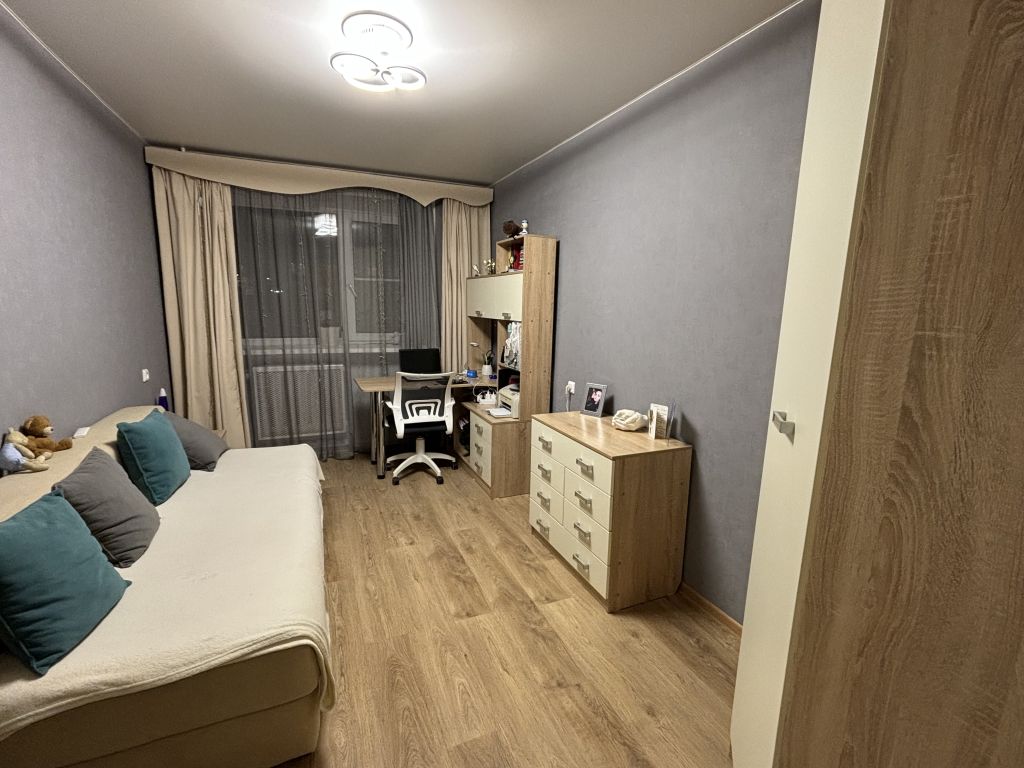 Продажа 3-комнатной квартиры, Кострома, Волжский п,  25