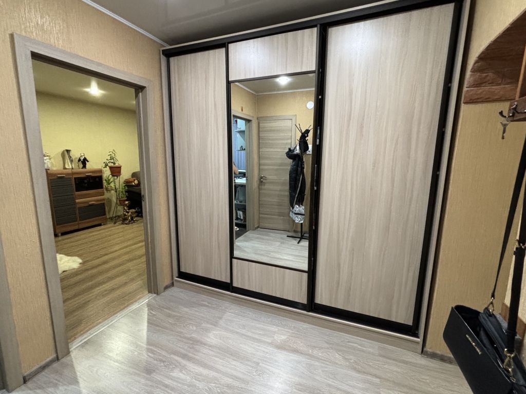 Продажа 3-комнатной квартиры, Кострома, Волжский п,  25