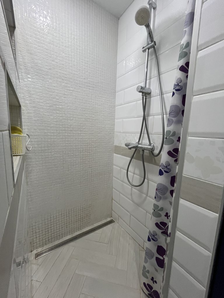 Продажа 3-комнатной квартиры, Тверь, Московская ул,  63