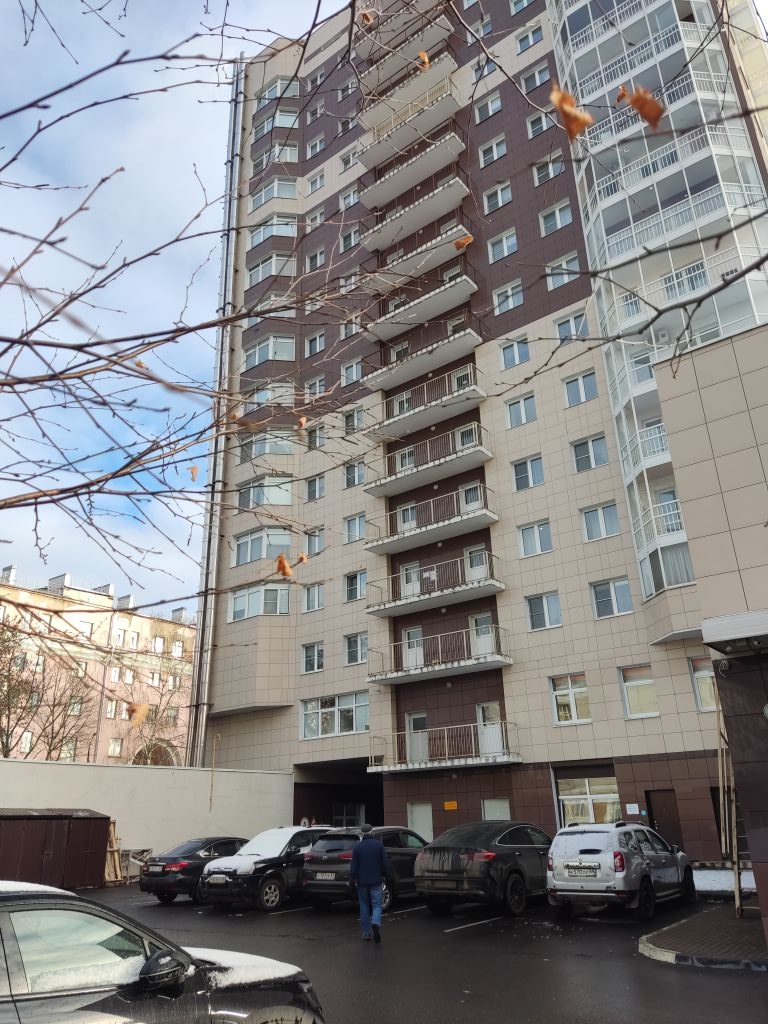 Продажа 3-комнатной квартиры, Тверь, Московская ул,  63