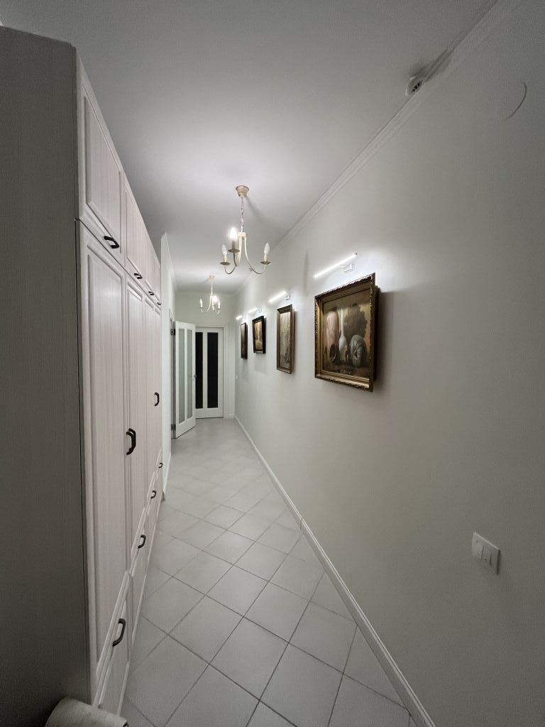 Продажа 3-комнатной квартиры, Тверь, Московская ул,  63