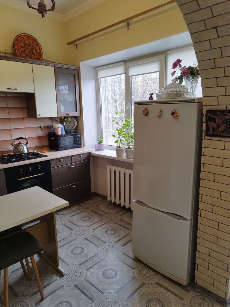 Продажа 3-комнатной квартиры, Саратов, Рижская ул,  20