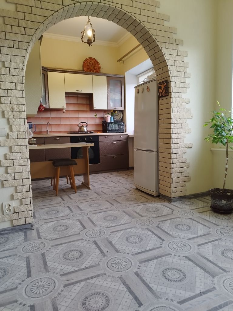 Продажа 3-комнатной квартиры, Саратов, Рижская ул,  20