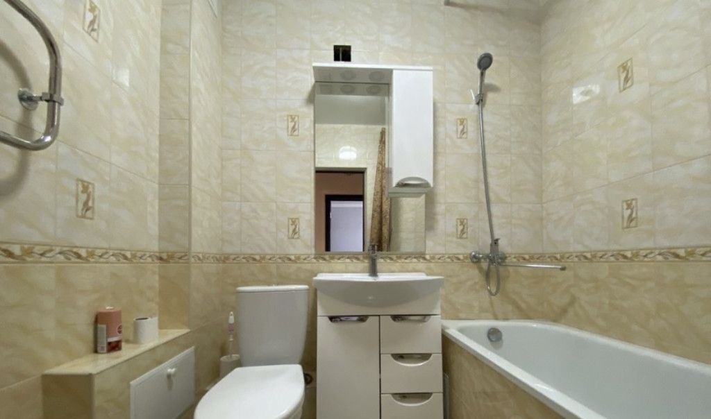 Продажа 2-комнатной квартиры, Пятигорск, Оранжерейная ул,  17