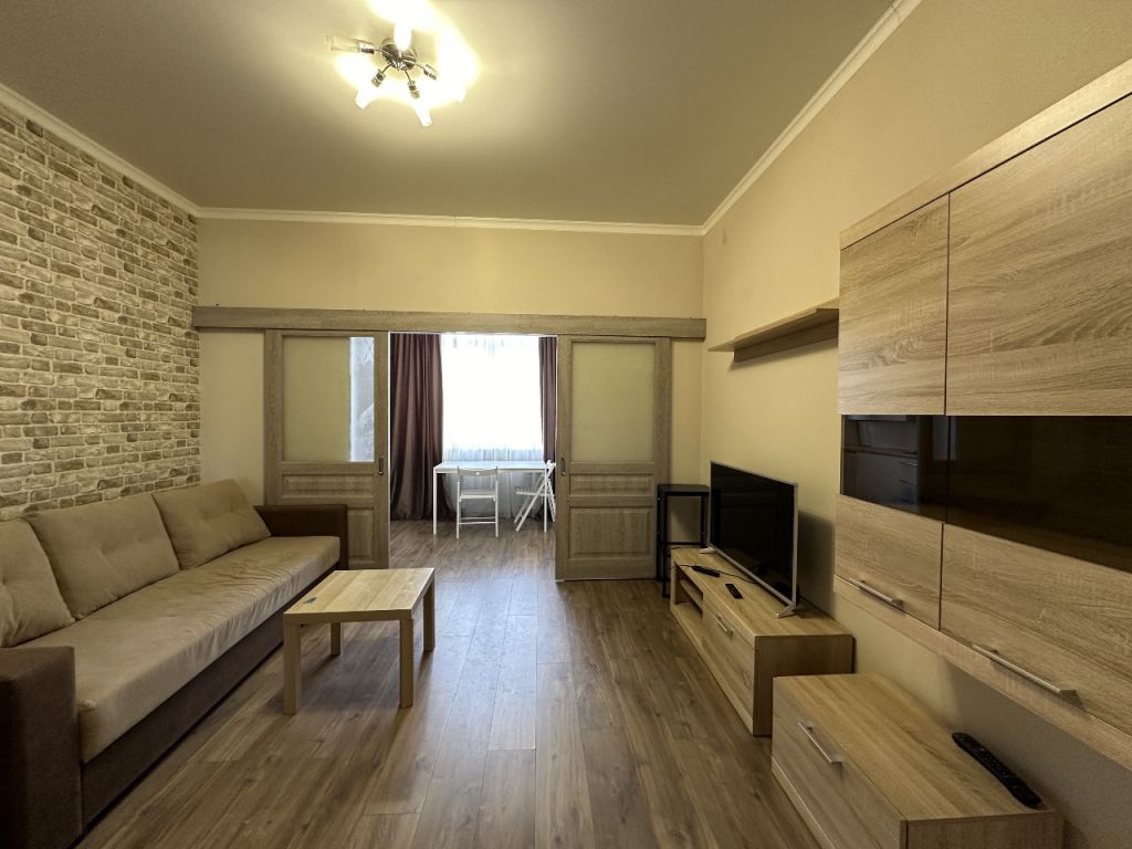 Продажа 1-комнатной квартиры, Пятигорск, Орджоникидзе ул,  5