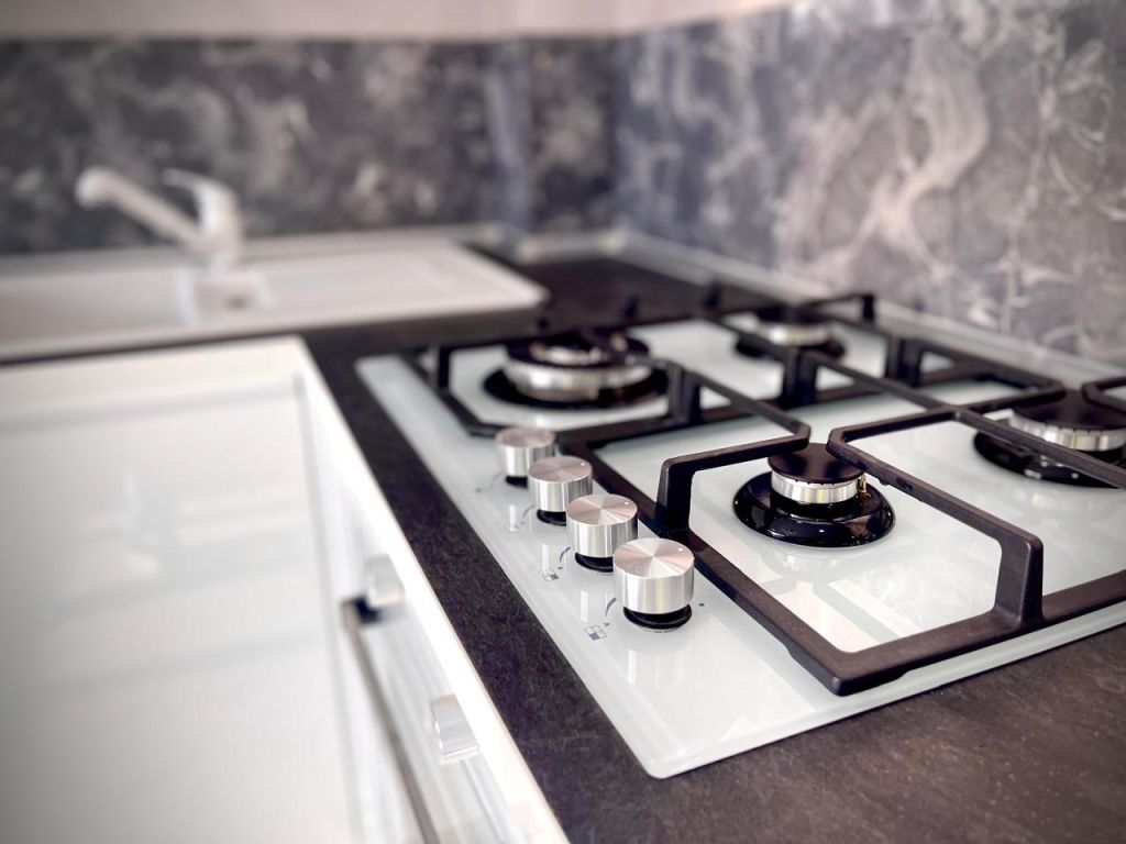 Продажа 1-комнатной квартиры, Пятигорск, Озерная ул,  1бк2