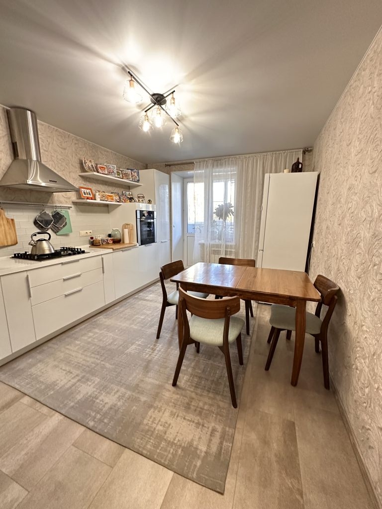 Продажа 2-комнатной квартиры, Кострома, Евгения Ермакова ул,  3к3