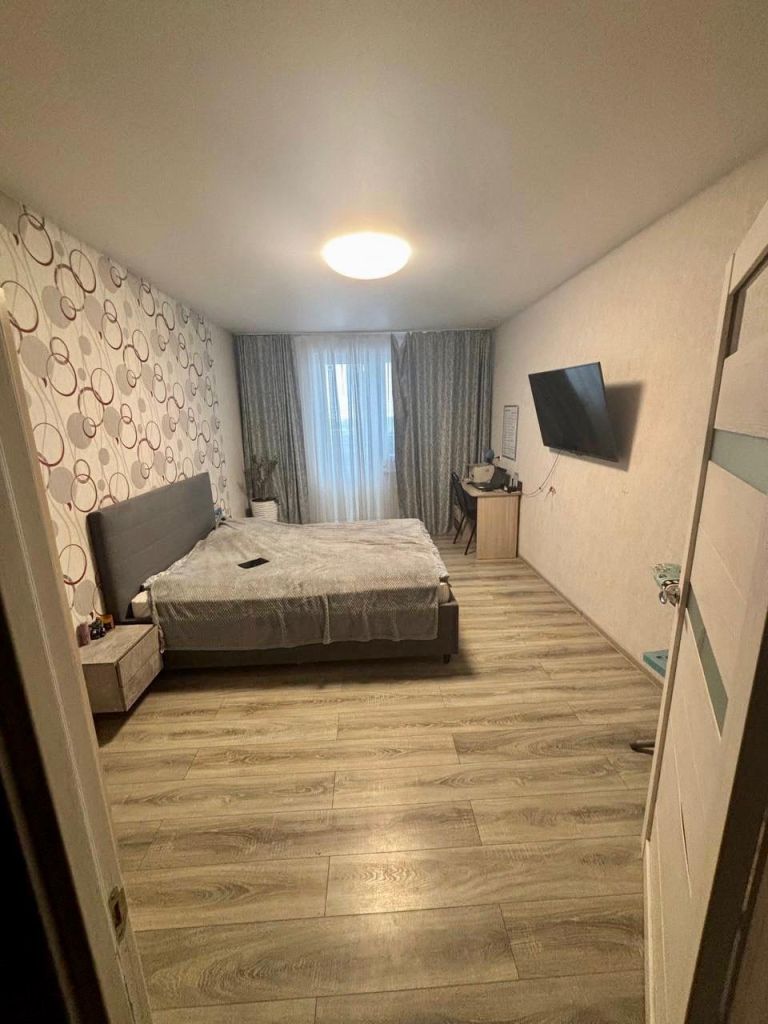 Продажа 2-комнатной квартиры, Новомосковск, Космонавтов ул,  15