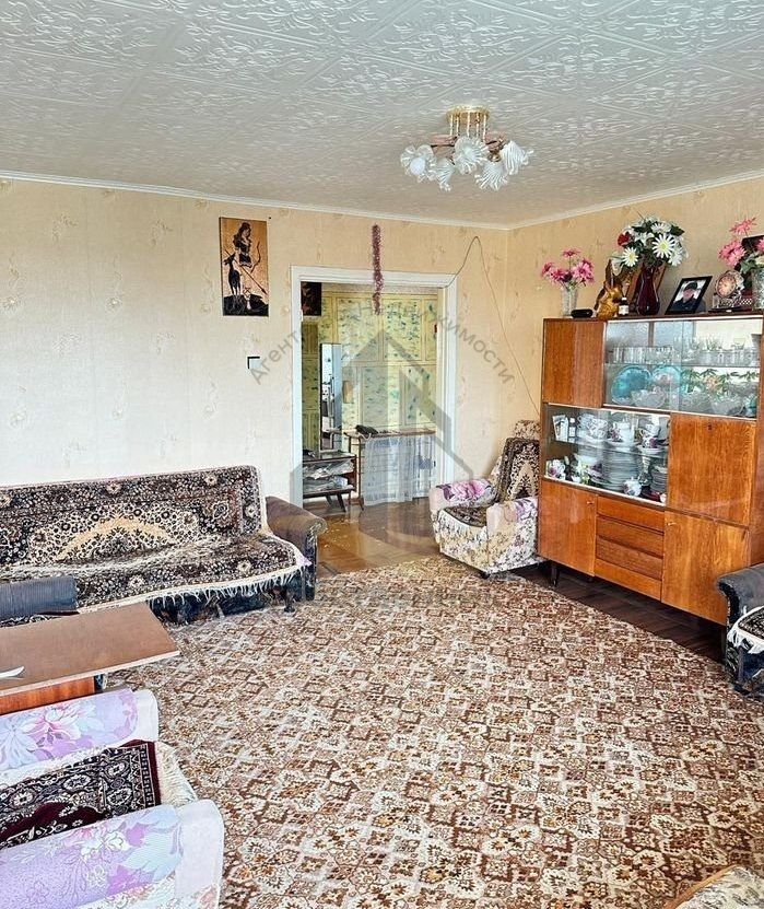 Аренда 4-комнатной квартиры, Старый Оскол, Хмелева ул,  4