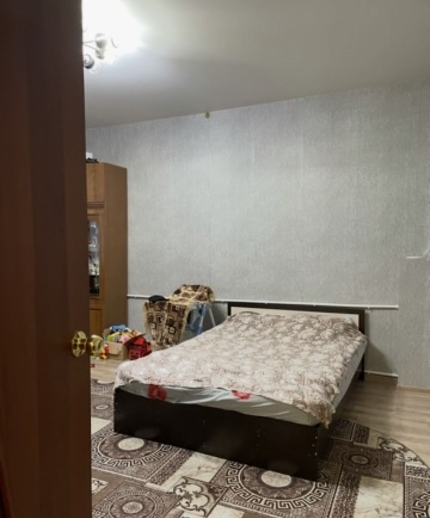 Продажа 3-комнатной квартиры, Шуя, Комсомольская пл,  12